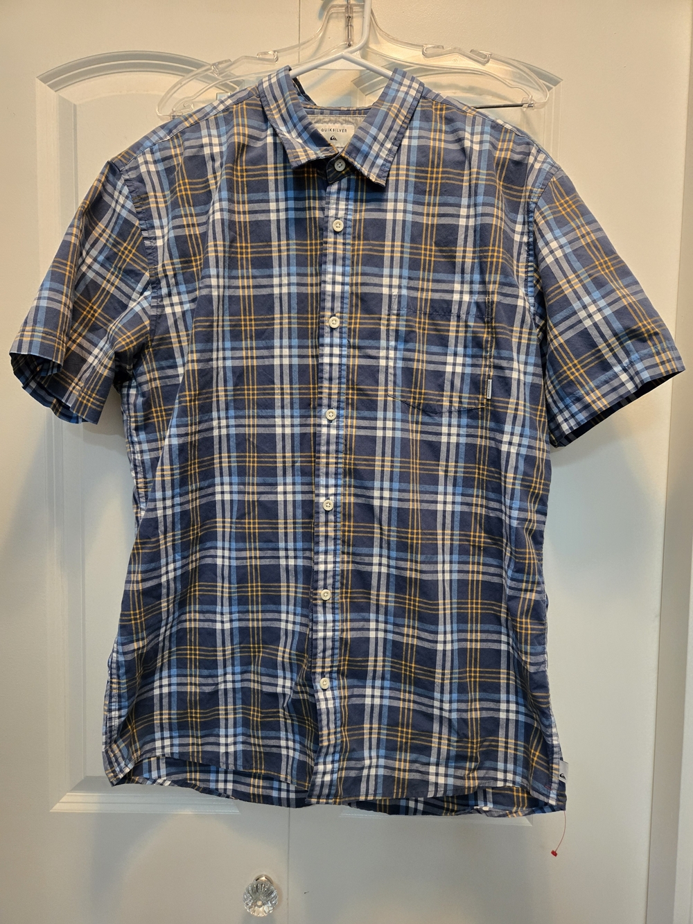Quiksilver Men's Blue Plaid Short-Sleeve Button-Down Shirt